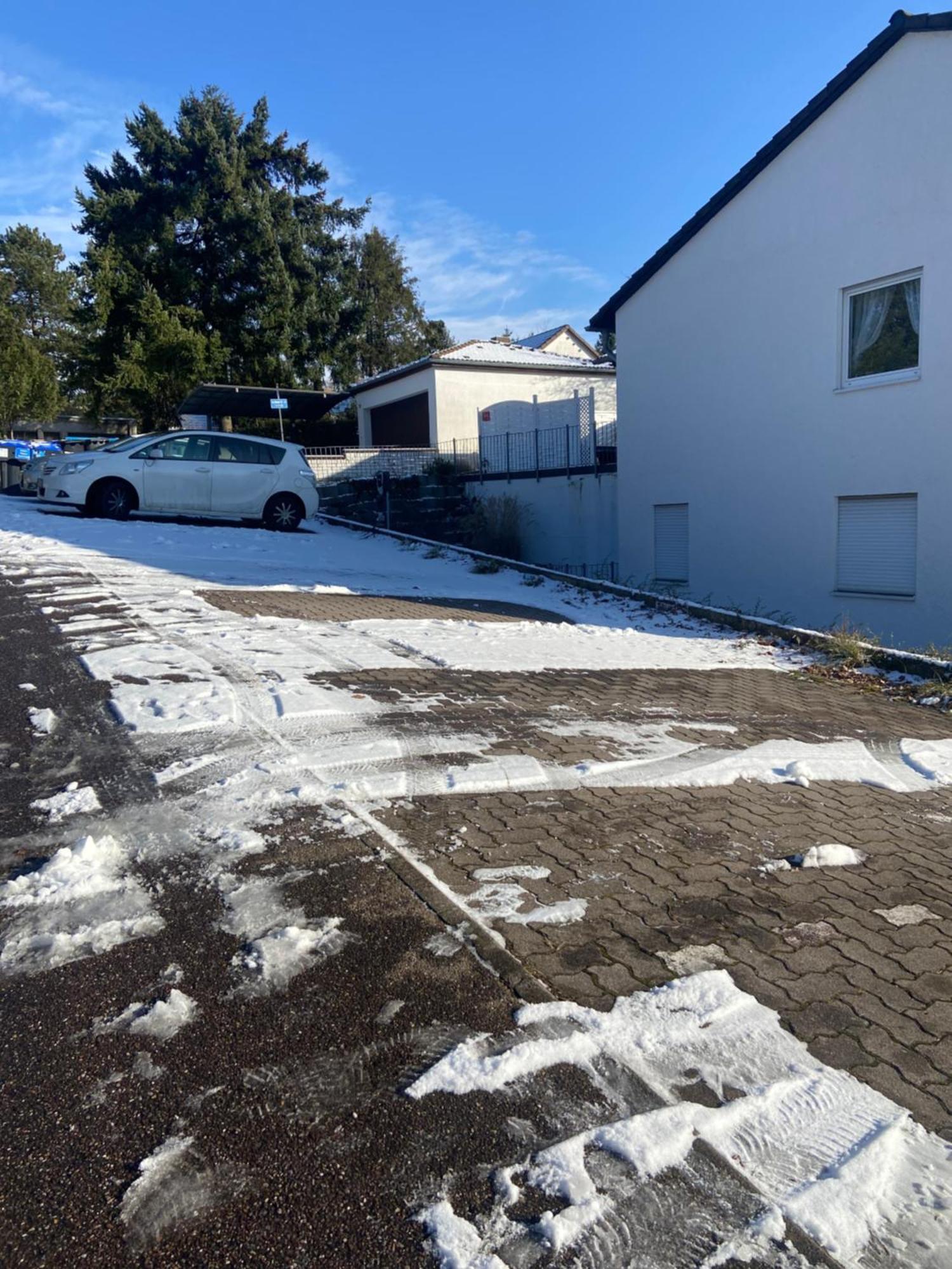 In Saarbruecken Stadtnahe Gemuetliche Wohnung Am Deutsch-Franzoesischen Garten Esterno foto