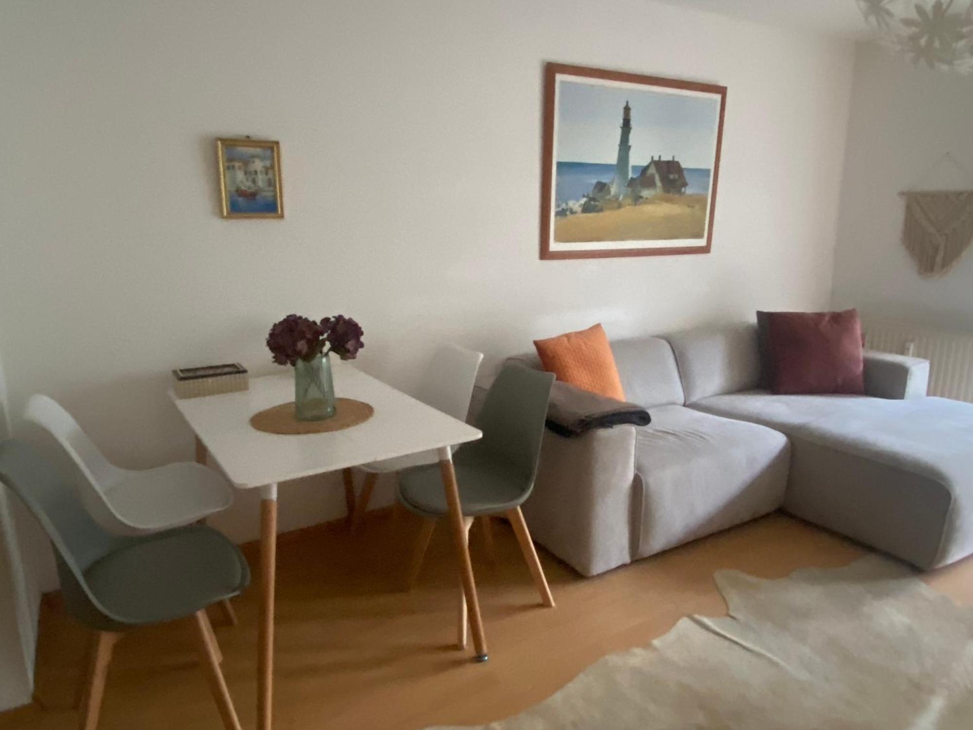 In Saarbruecken Stadtnahe Gemuetliche Wohnung Am Deutsch-Franzoesischen Garten Esterno foto